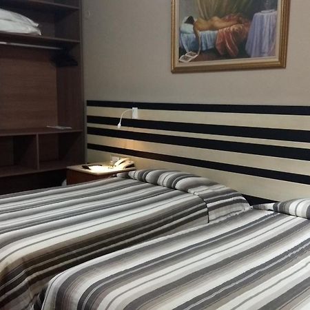 Castel Plaza Hotel Resende Room photo